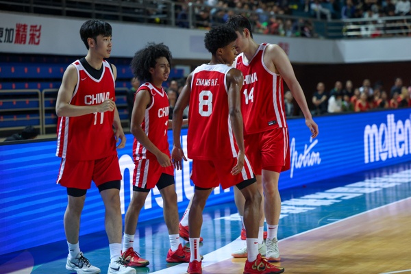??張博源13分 楊溢最后時(shí)刻“過(guò)山車” 中國(guó)U19惜敗埃及U23