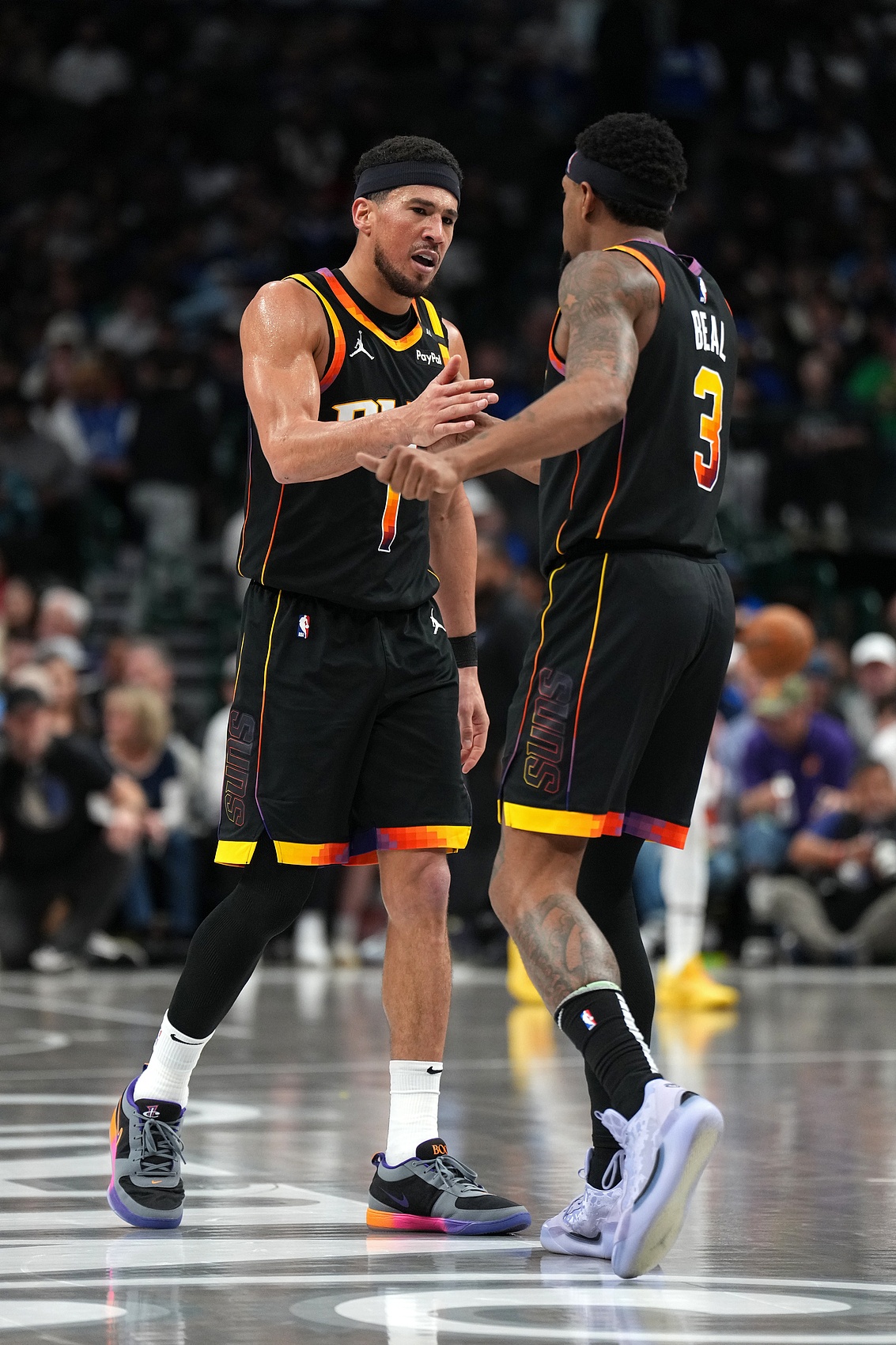 籃球是長人運動??？交易達成后 太陽現(xiàn)有陣容后衛(wèi)多達10位！