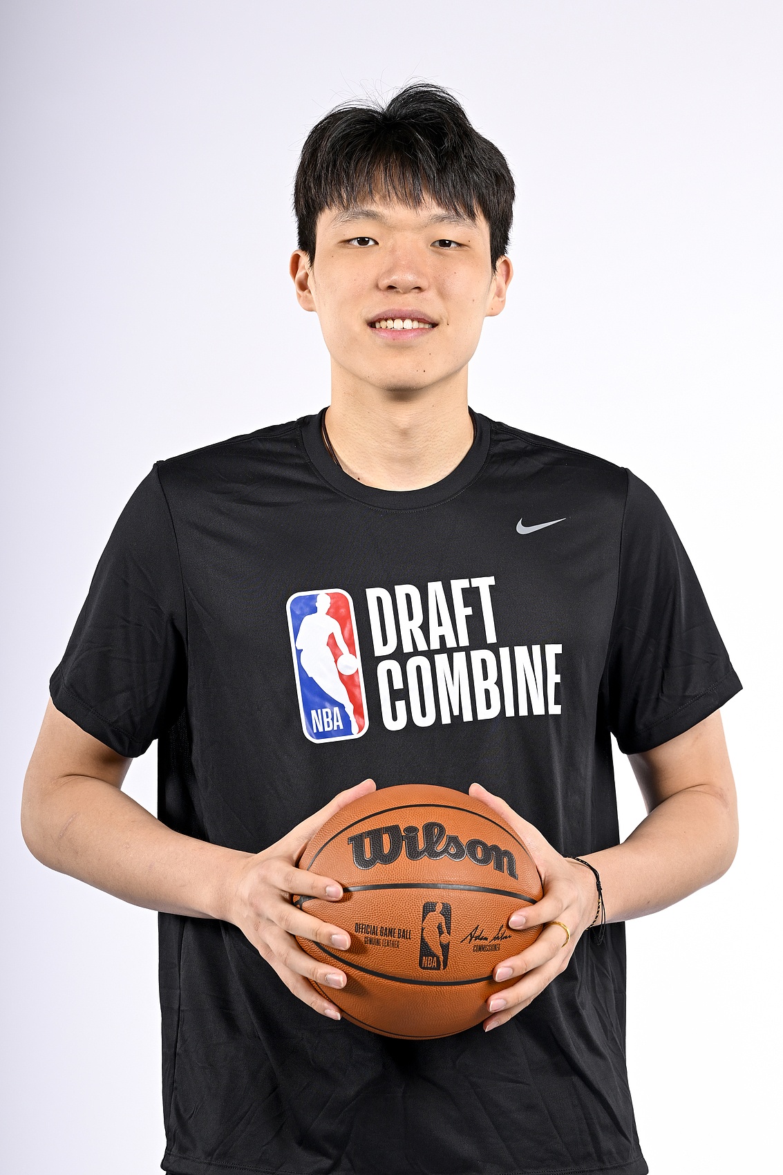 明天就是選秀大會(huì)了??吧友們一人一句話祝福一下楊瀚森吧！