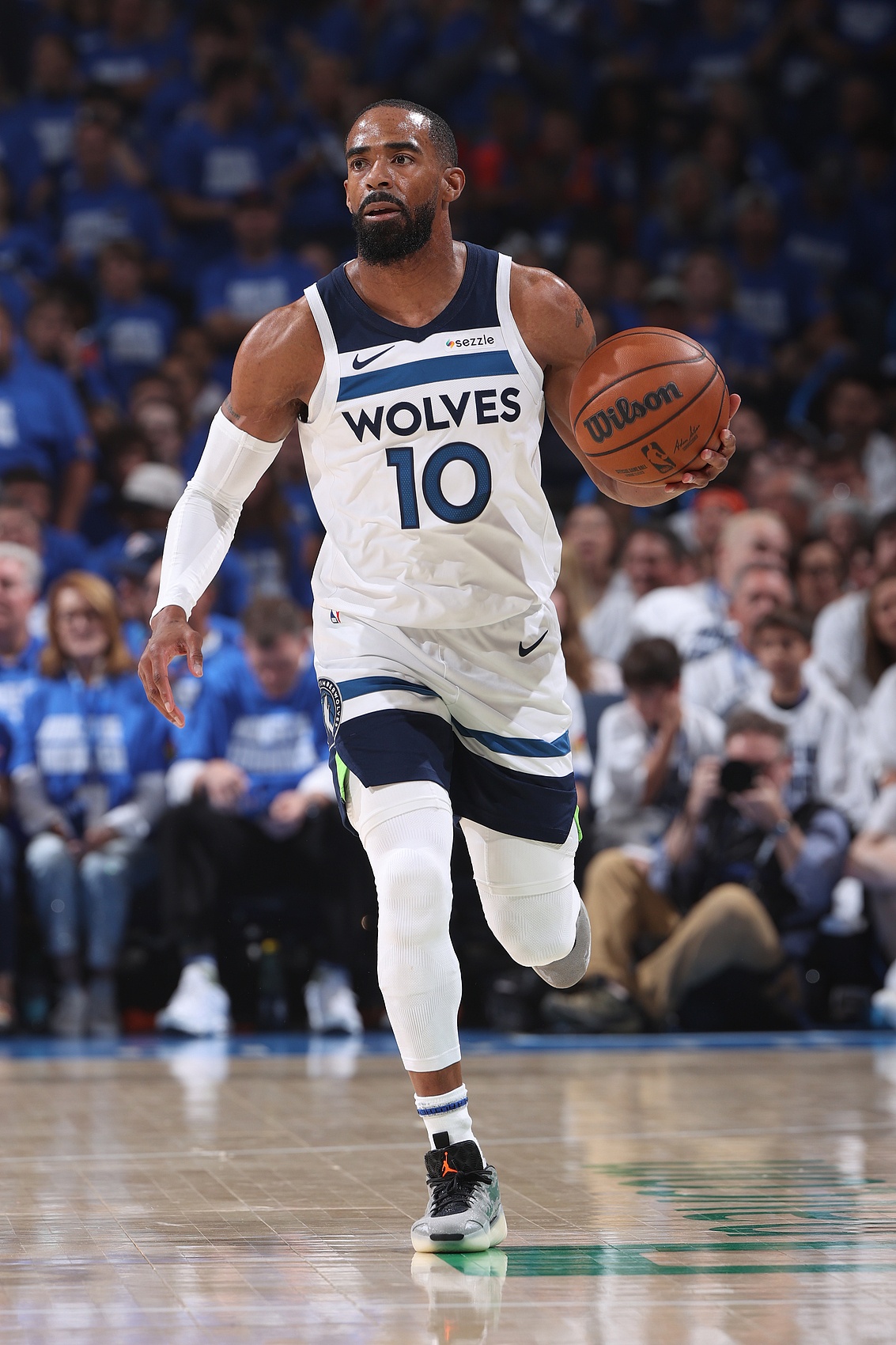 07年4號秀！奧登談康利仍在打NBA：我為他自豪 他的表現(xiàn)令人欽佩