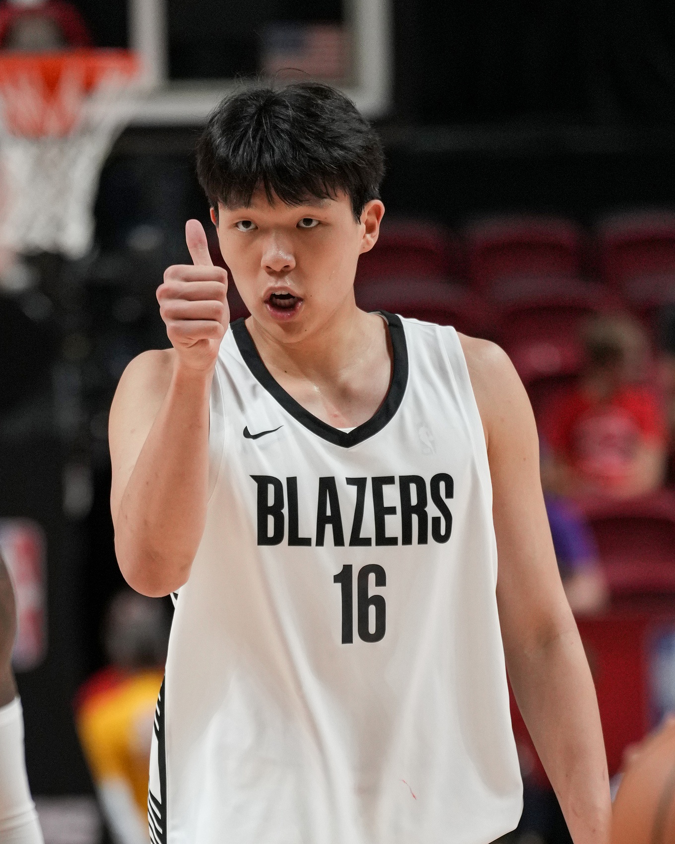 阿里納斯：不知他們?yōu)楹五e(cuò)過(guò)約基奇 但你絕不想讓楊瀚森掉到次輪