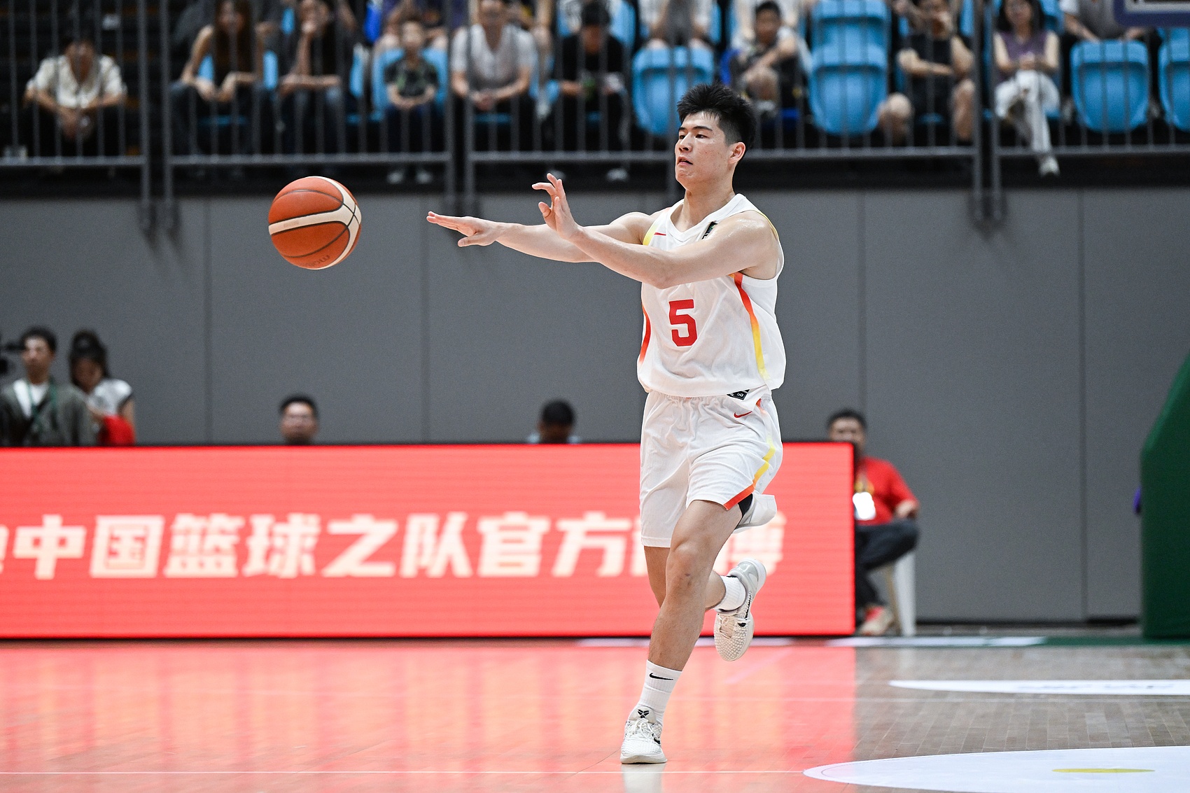 媒體人：陳家政可去NCAA鍛煉 像他這樣的球員 大學球隊會喜歡的
