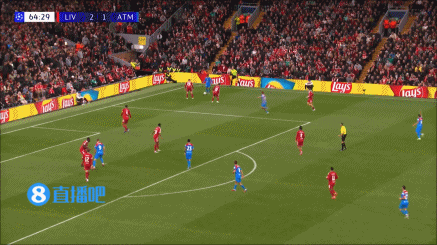 這都沒(méi)進(jìn)！利物浦反擊3打3，薩拉赫后點(diǎn)半空門爆射中柱