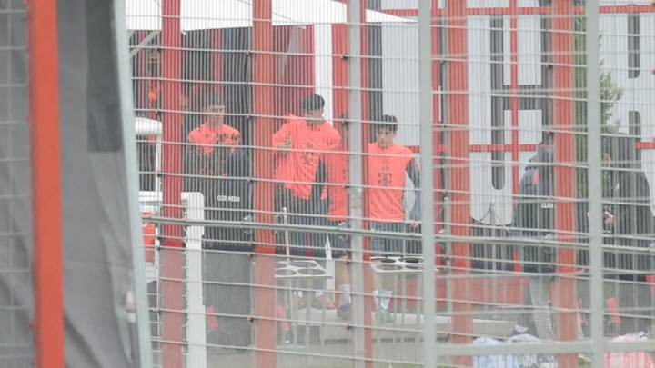 高潛新人！圖片報(bào)：金玟哉受傷，拜仁15歲小將帕維奇隨一線隊(duì)訓(xùn)練