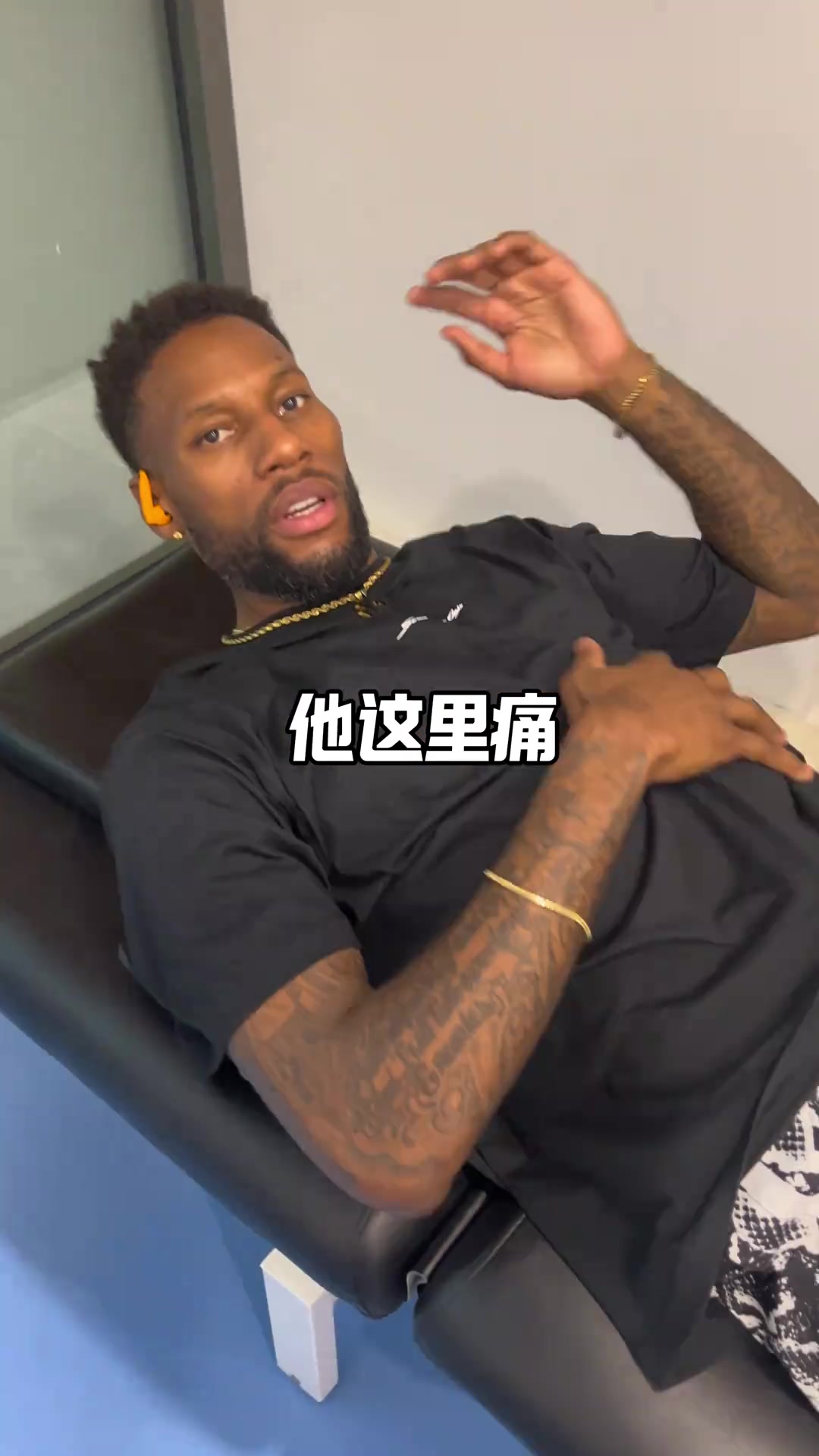 肋骨一動就疼&疑似骨裂/左膝腫脹！威姆斯：我輩子不會再打拳擊了